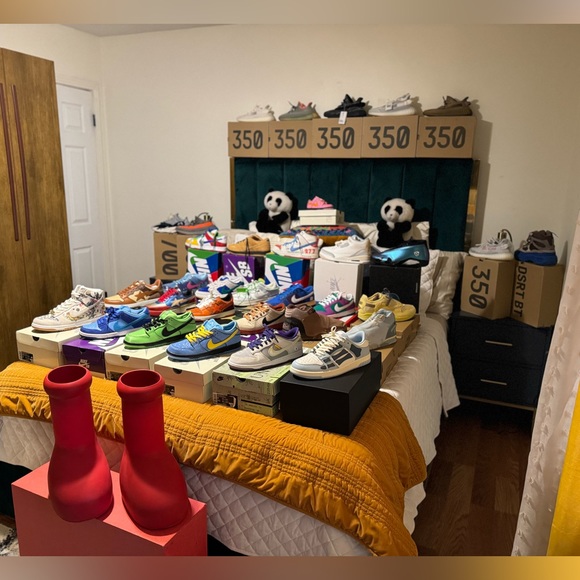 Who wants a Collection - Picture 2 of 2